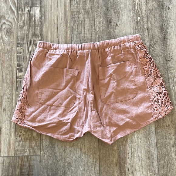 Size S, mauve colored shorts - Picture 2 of 2
